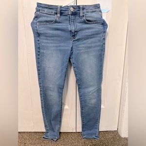american eagle light wash jeans